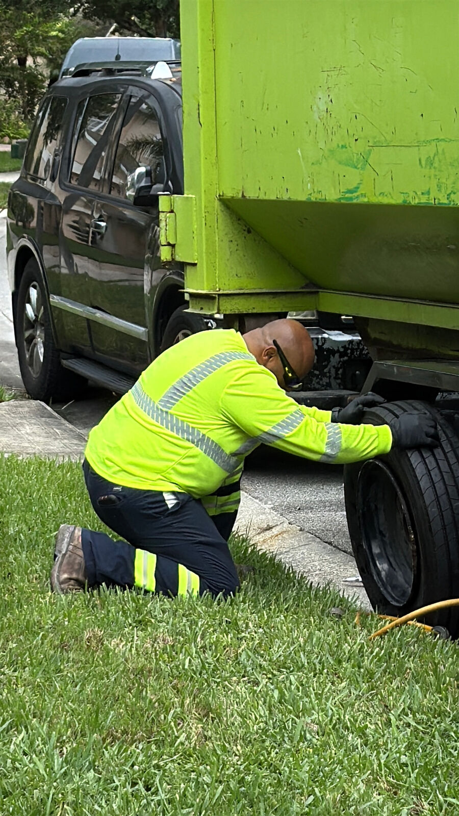 MTS technician mounting a tire on site